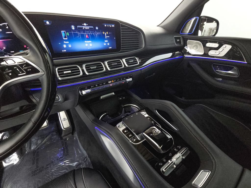 Used 2024 Mercedes-Benz Maybach GLS 600 4MATIC image 15