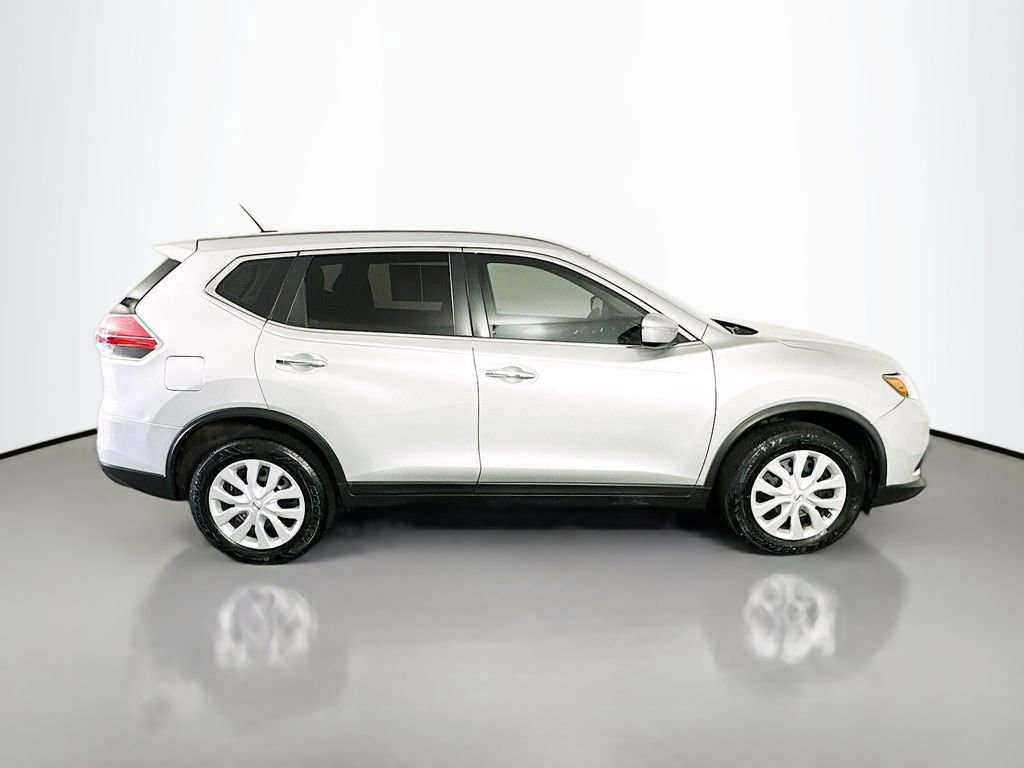 Used 2015 Nissan Rogue S image 8