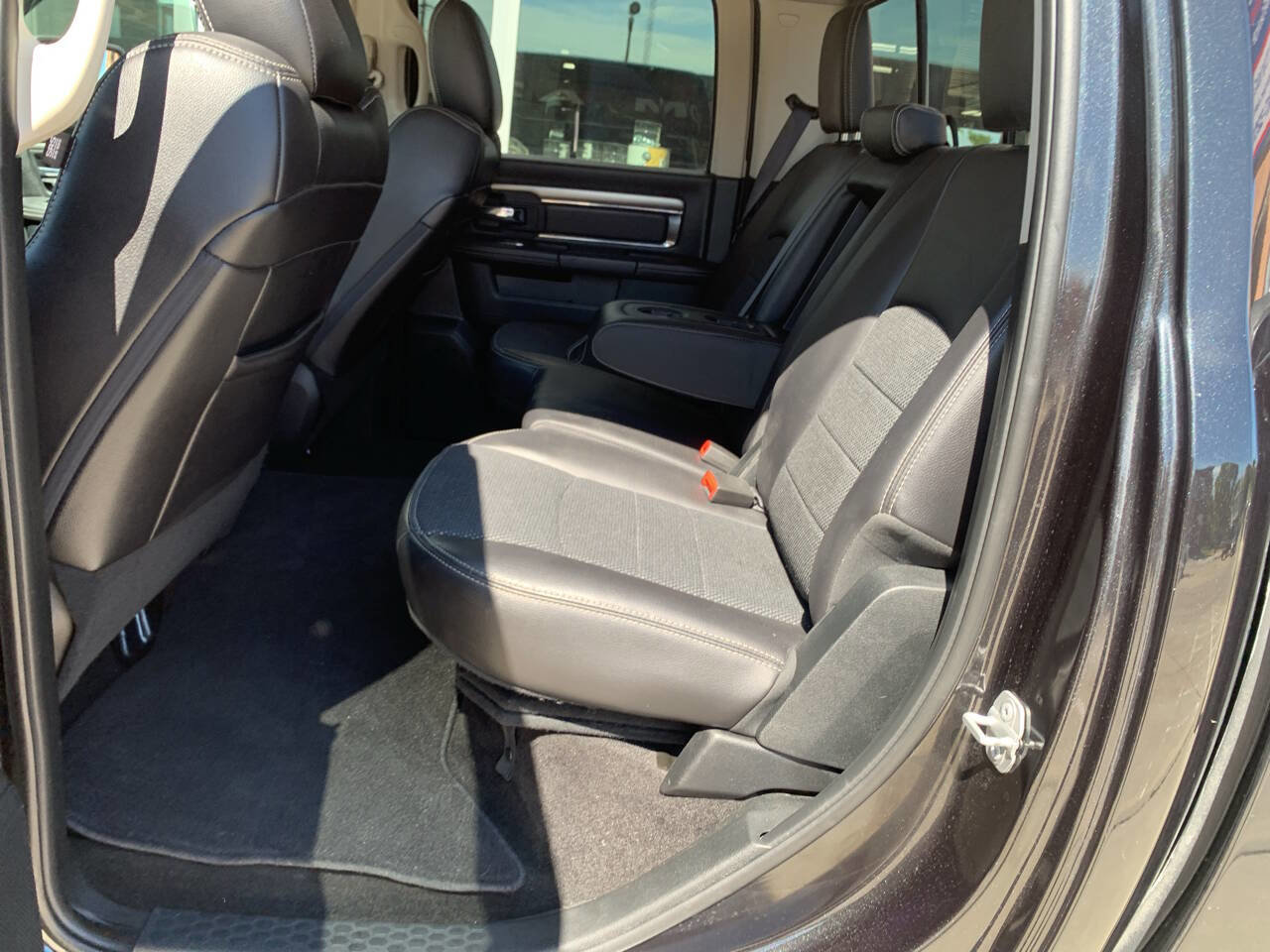 Used 2017 RAM 1500 Sport image 19