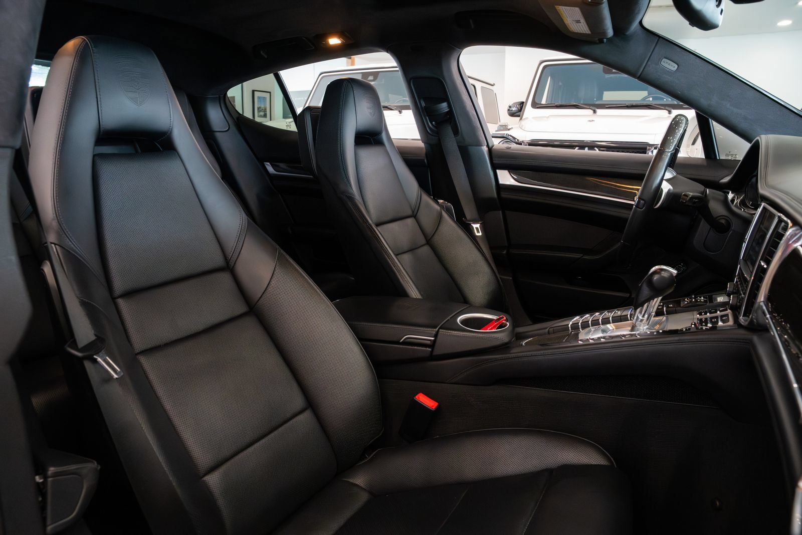 Used 2013 Porsche Panamera GTS AWD/4WD image 28