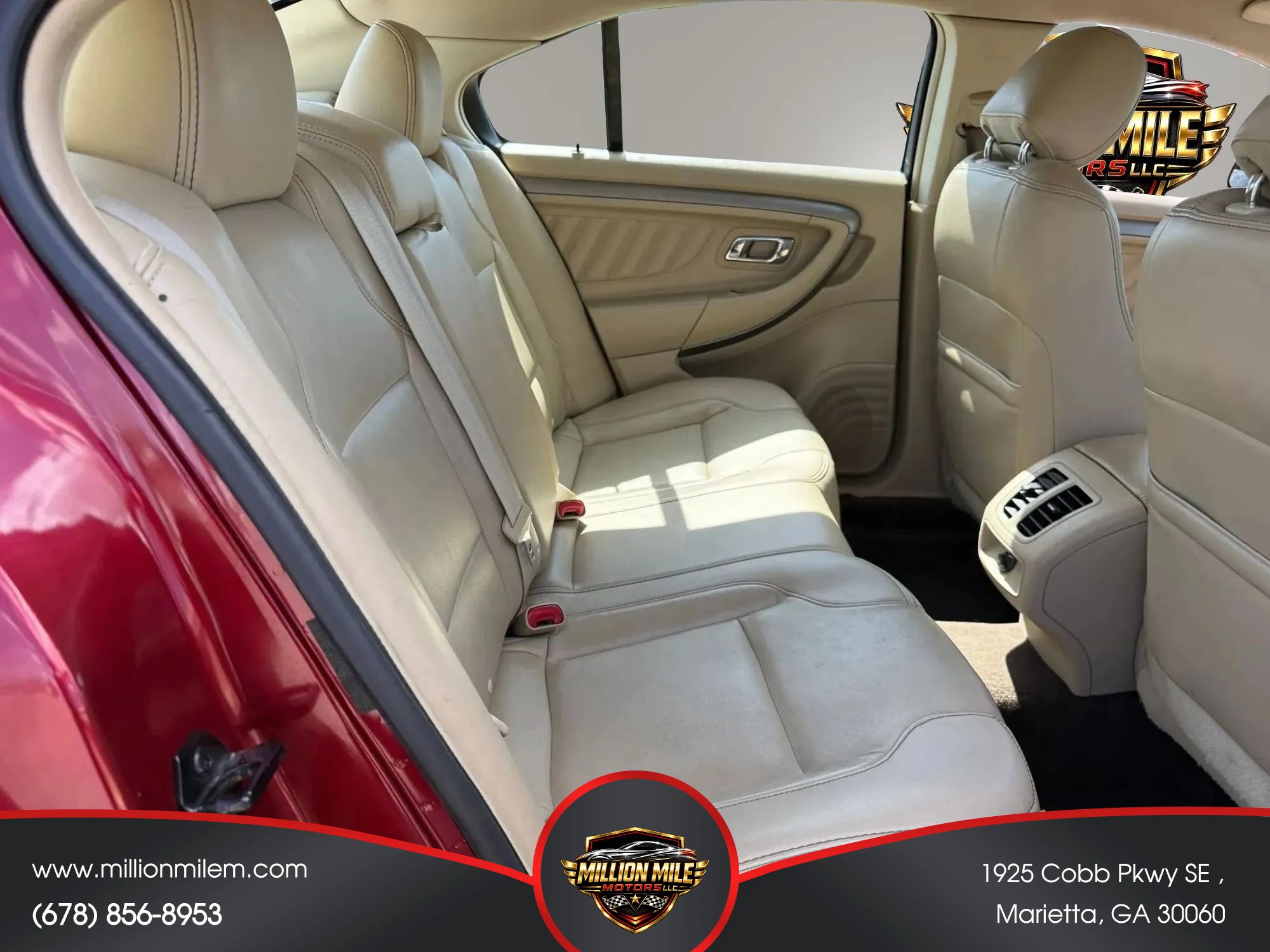 Used 2013 Ford Taurus SEL FWD image 20