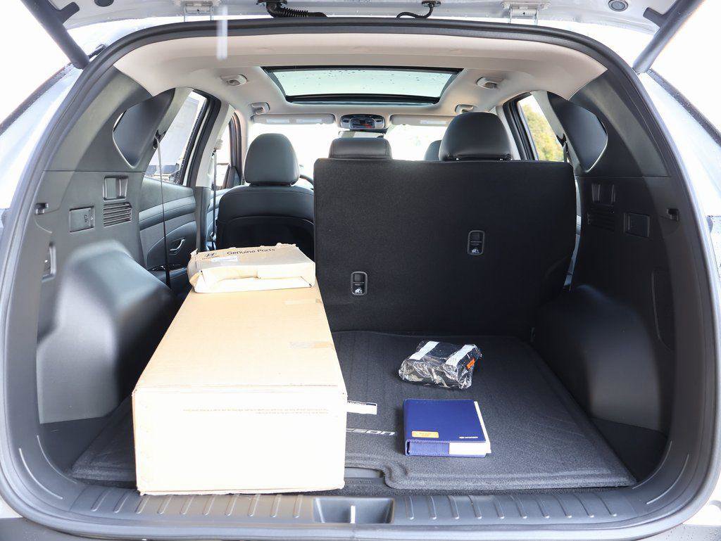 New 2026 Hyundai Tucson Limited image 15