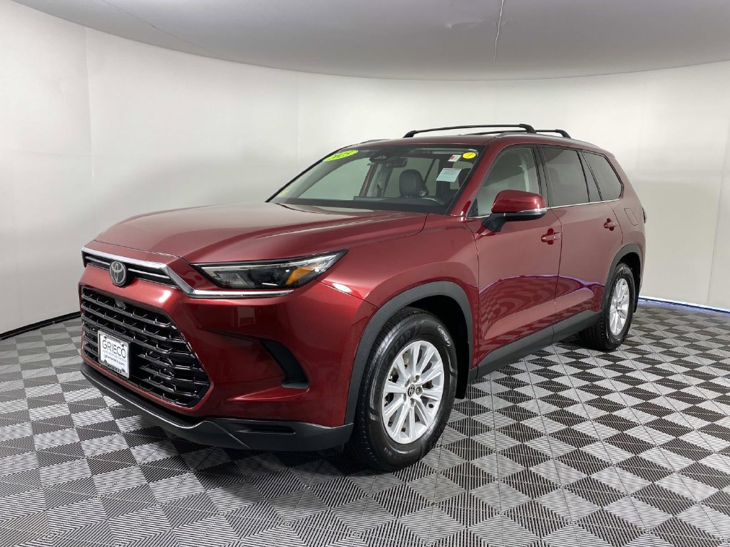 Used 2025 Toyota Grand Highlander FWD image 4