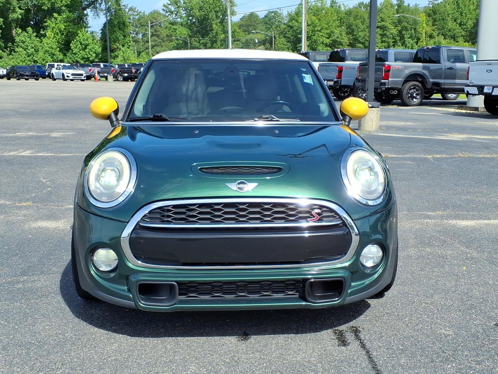 Used 2017 MINI Cooper S FWD image 2