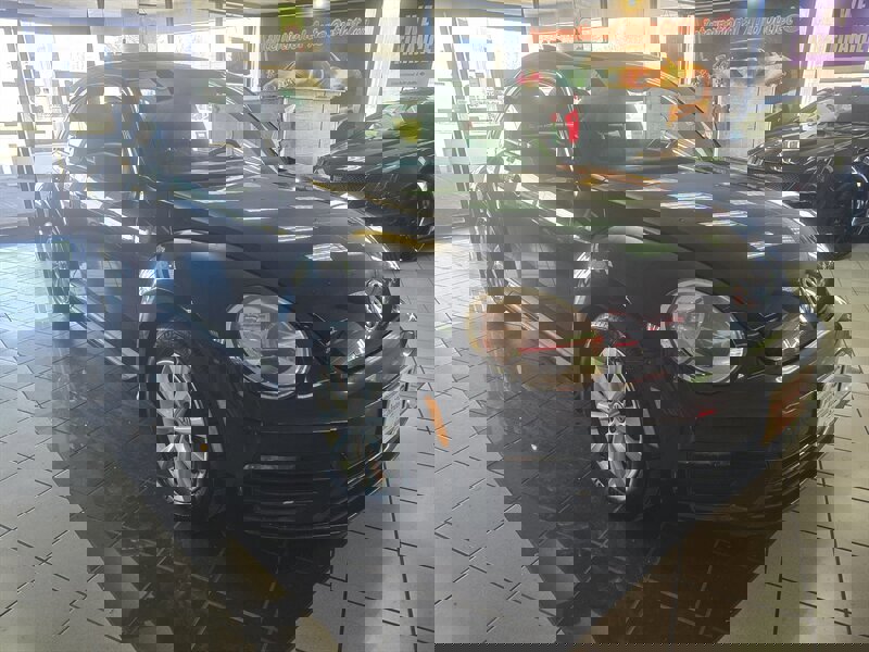 Used 2018 Volkswagen Beetle 2.0T Coast image 3