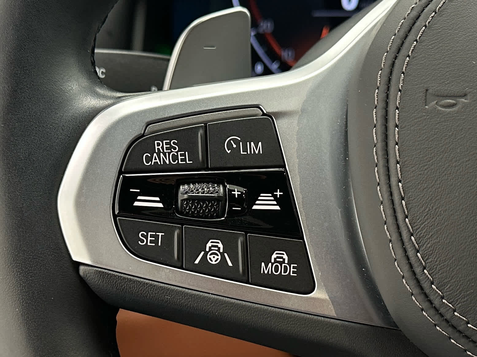 Used 2022 BMW 840i xDrive Coupe image 21