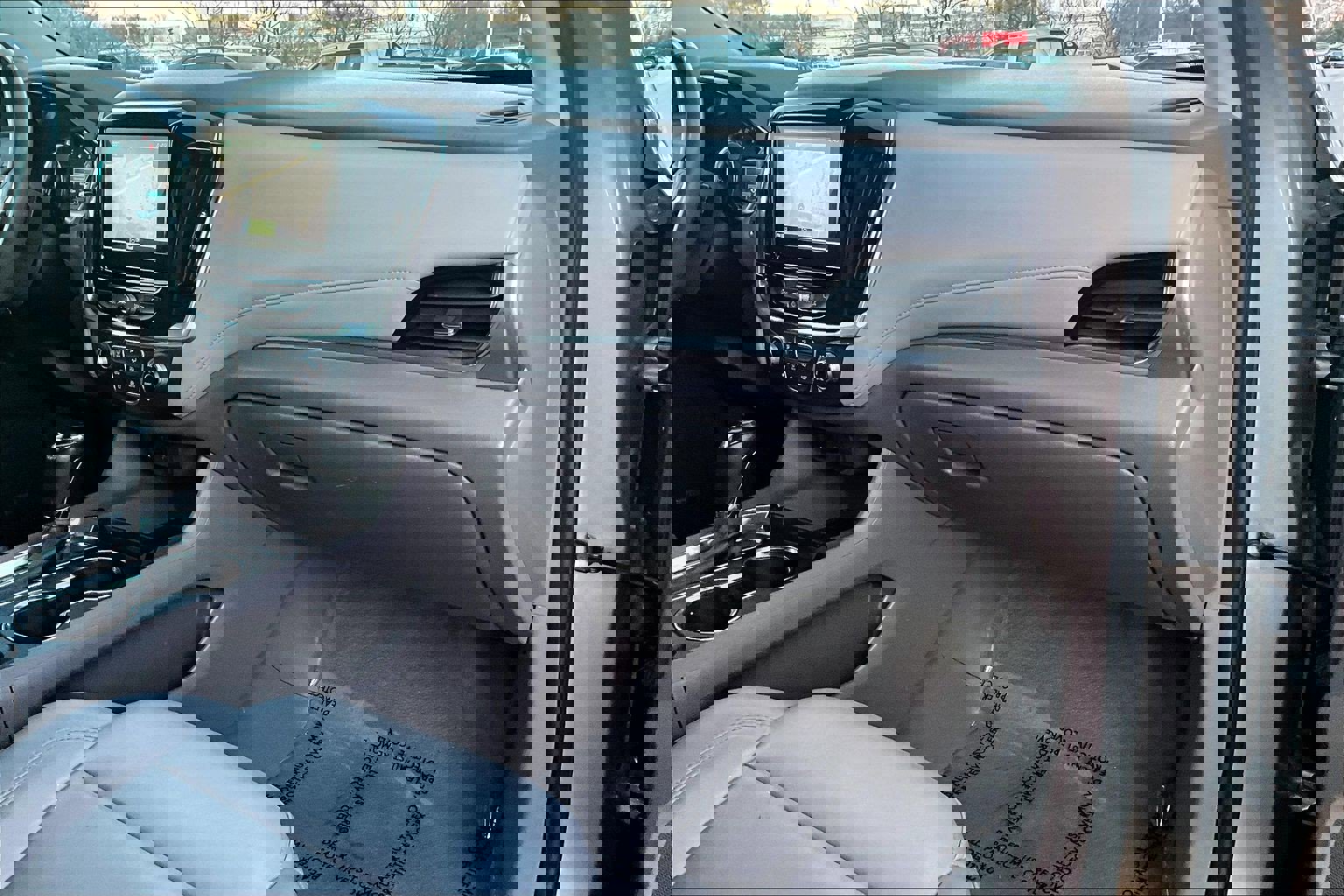 Used 2018 Chevrolet Traverse LT image 15