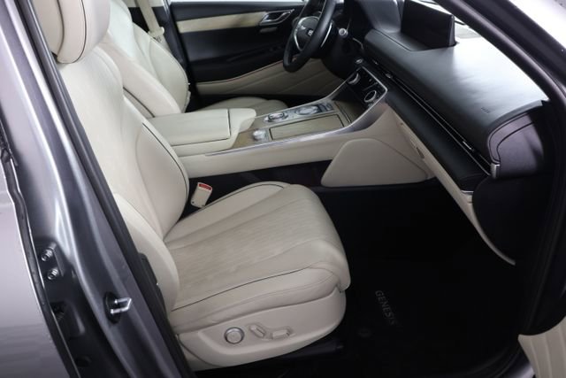 Used 2022 Genesis GV80 2.5T w/ Prestige Package 04 image 24