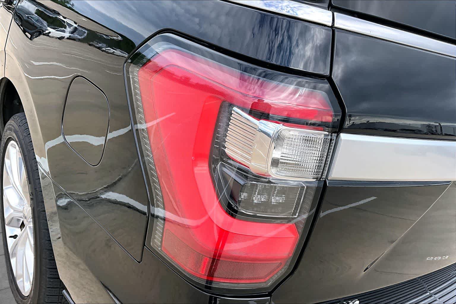 Used 2019 Ford Expedition Platinum RWD image 28