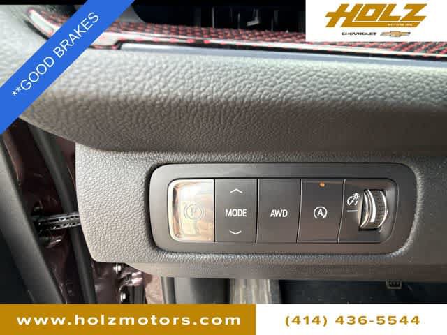 Certified 2025 Chevrolet Traverse RS w/ LPO, Floor Liner Package AWD/4WD image 17