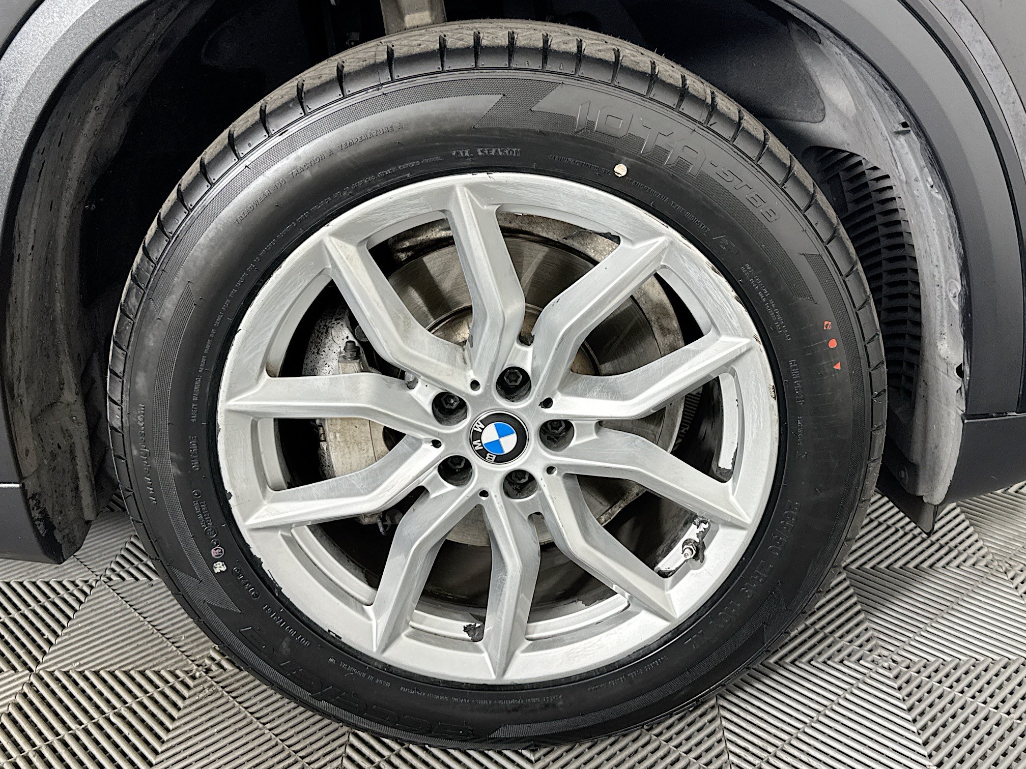 Used 2020 BMW X5 sDrive40i w/ Premium Package RWD image 30