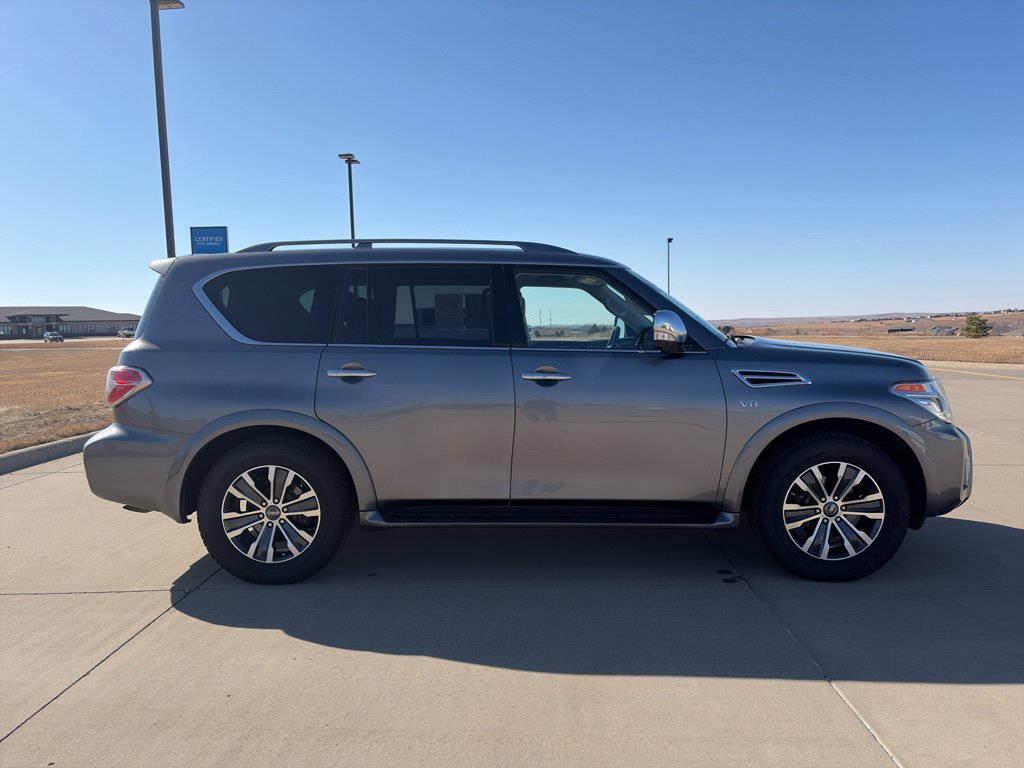 Used 2018 Nissan Armada Platinum image 1