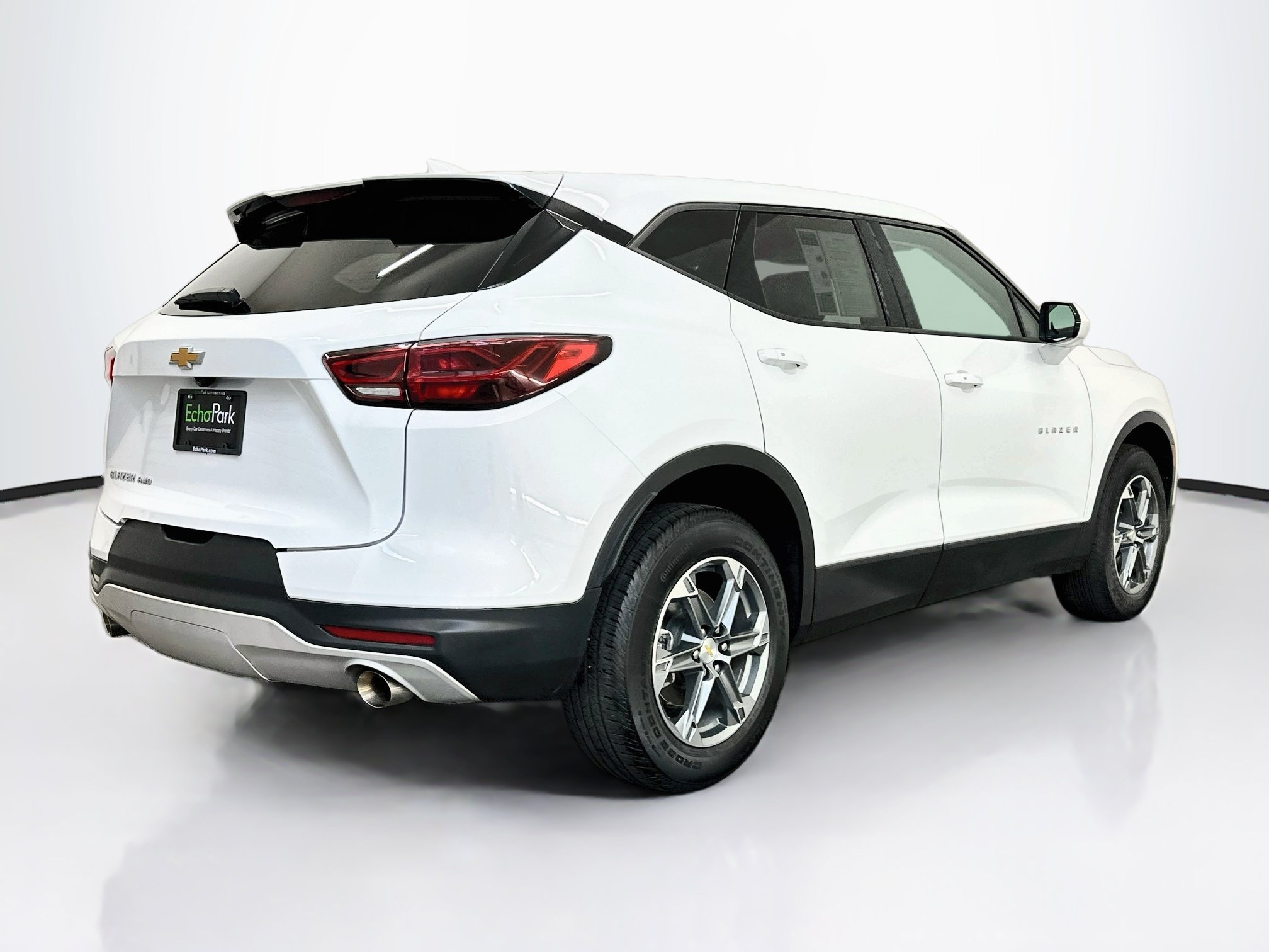 Used 2025 Chevrolet Blazer LT AWD/4WD image 9