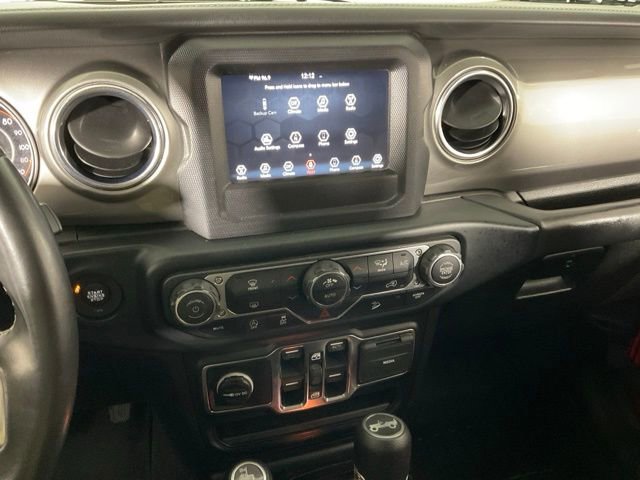 Used 2019 Jeep Wrangler Unlimited Sahara image 23