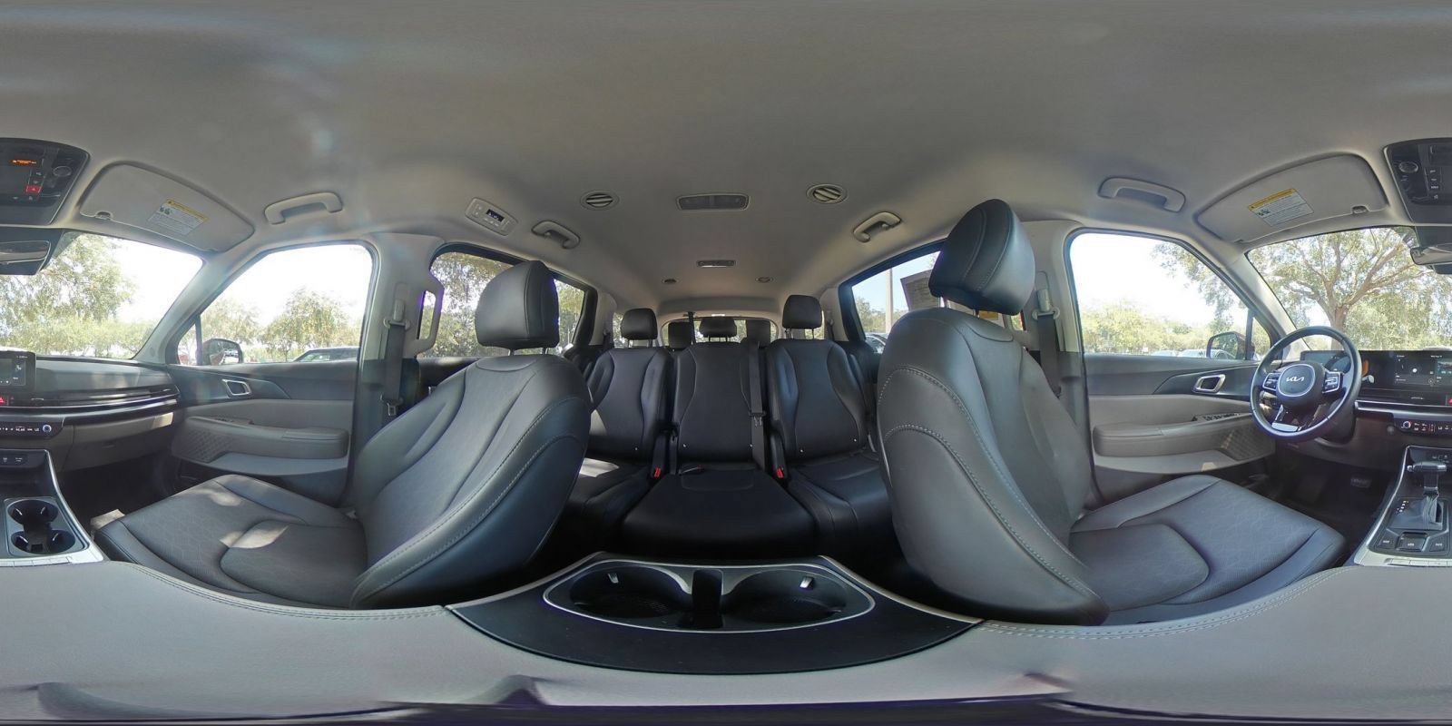 Used 2026 Kia Carnival FWD image 45