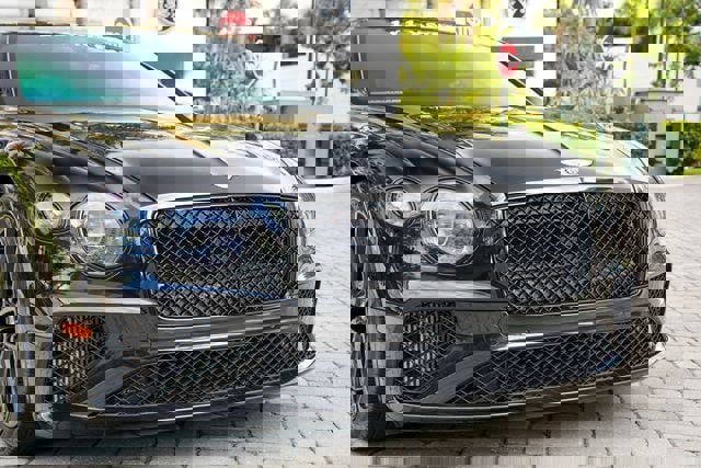 Used 2020 Bentley Continental GT V8 image 39