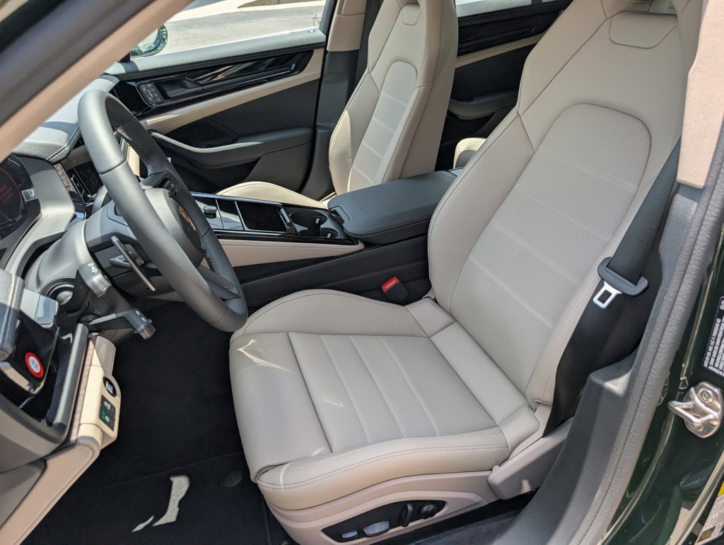 New 2026 Porsche Panamera 4 AWD/4WD image 5