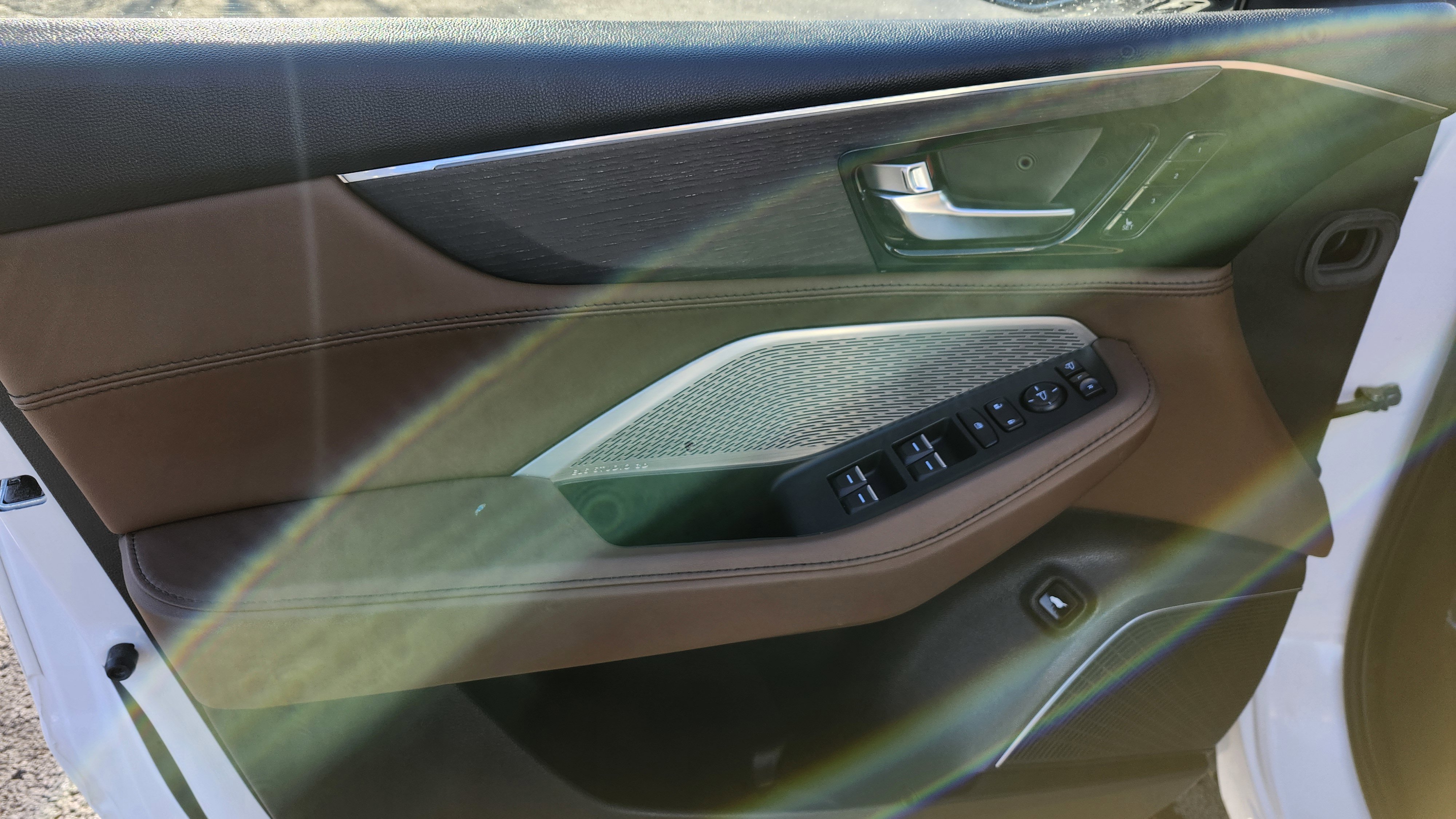 Used 2024 Acura MDX SH-AWD w/ Advance Package image 30