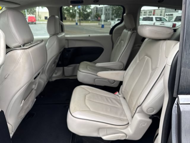 Used 2021 Chrysler Pacifica Limited w/ Premium & Safety Sphere Group AWD/4WD image 25