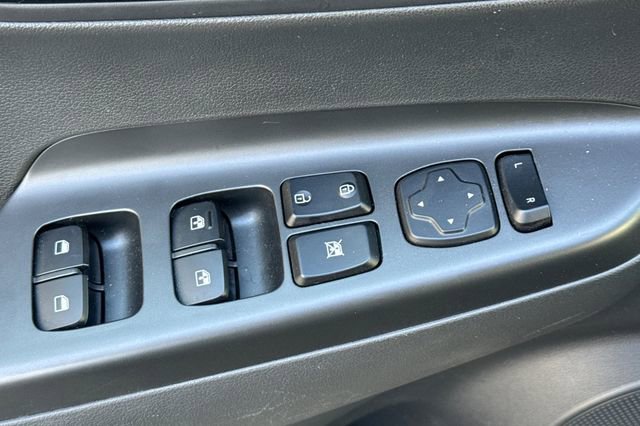 Used 2023 Hyundai Kona SEL image 12