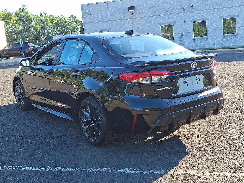 Certified 2026 Toyota Corolla SE FWD image 27