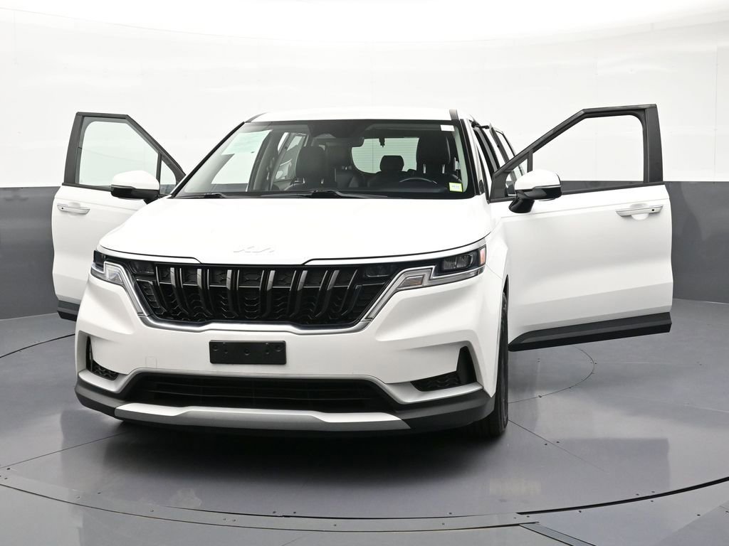 Used 2022 Kia Carnival LX FWD image 38