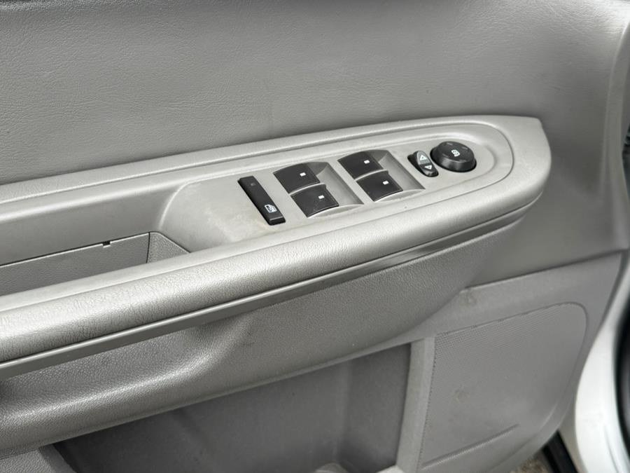 Used 2016 Chevrolet Traverse LS AWD/4WD image 10
