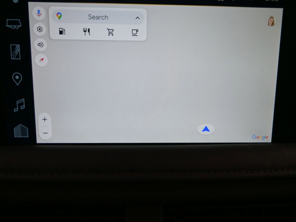 Used 2024 Chevrolet Tahoe Z71 w/ Luxury Package image 19