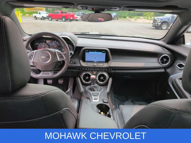 Used 2017 Chevrolet Camaro SS RWD image 21