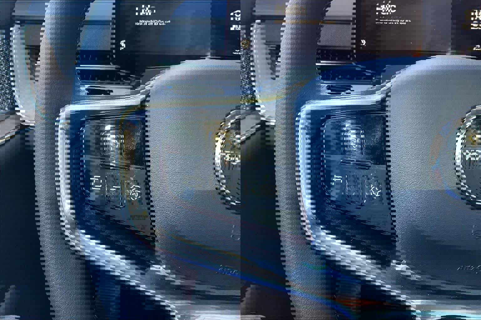 New 2025 Volvo EX90 Ultra w/ Protection Package Premier image 17