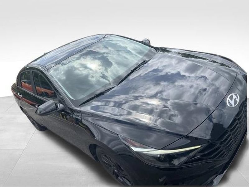 Used 2023 Hyundai Elantra SEL FWD image 10