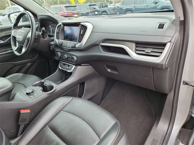 Used 2024 GMC Terrain SLT image 11