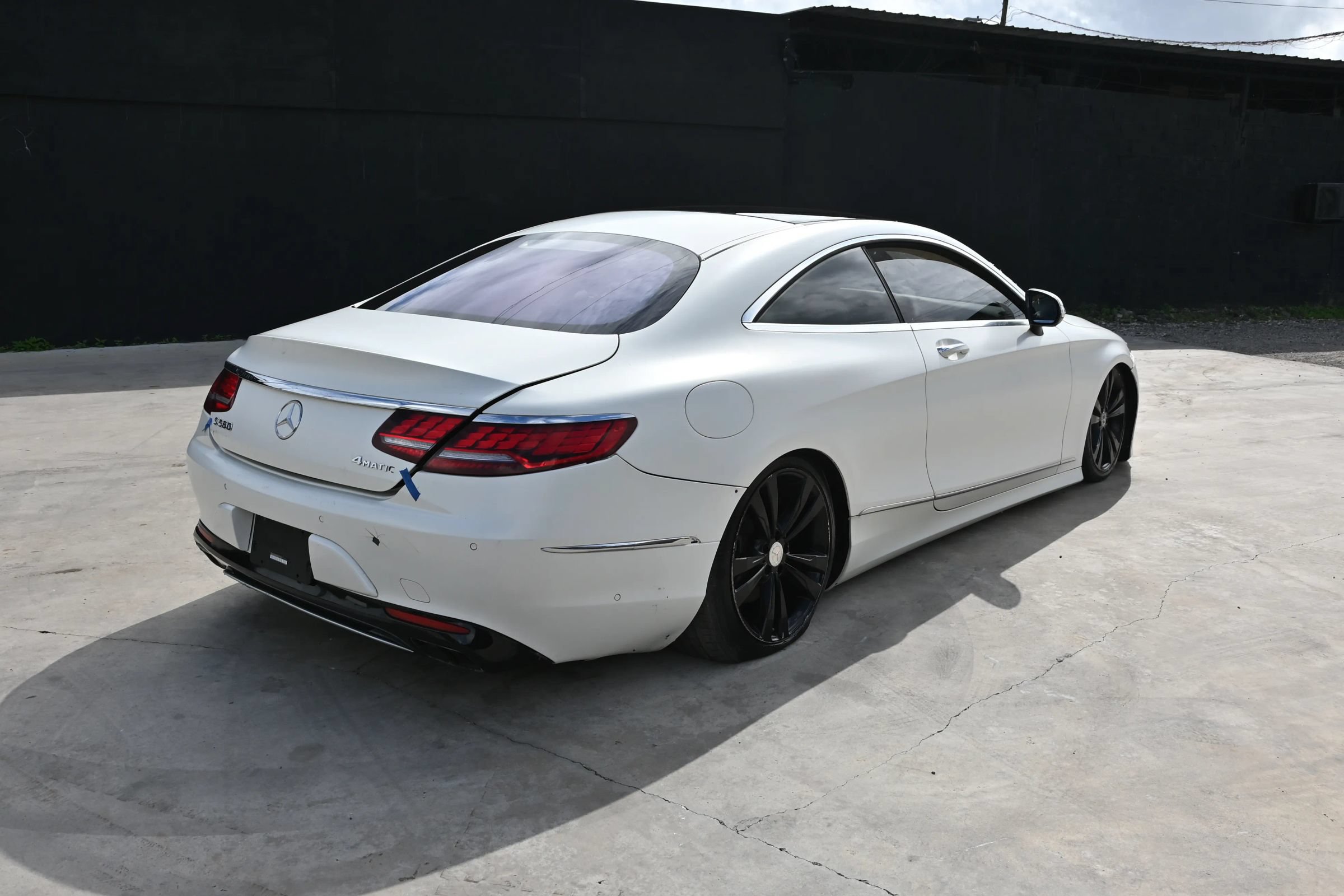 Used 2019 Mercedes-Benz S 560 4MATIC Coupe w/ Premium 1 Package image 4
