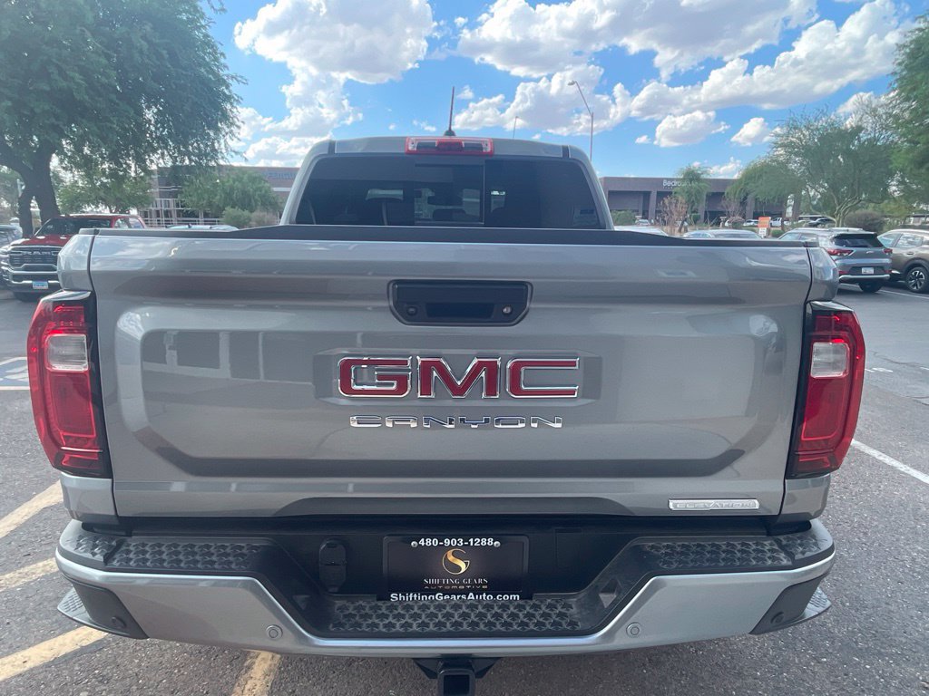 Used 2025 GMC Canyon Elevation w/ Convenience Package RWD image 7