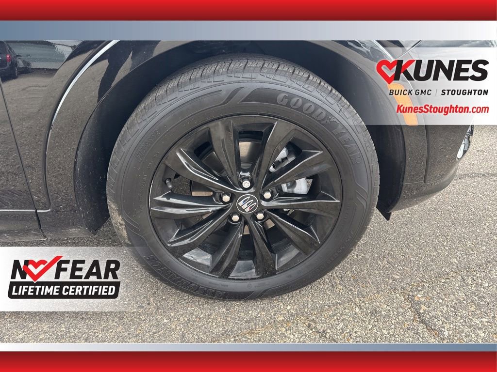 Used 2025 Buick Envista Sport Touring w/ Convenience I Package FWD image 15