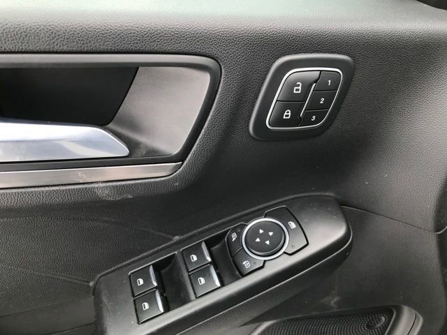 Used 2022 Ford Escape Titanium image 16