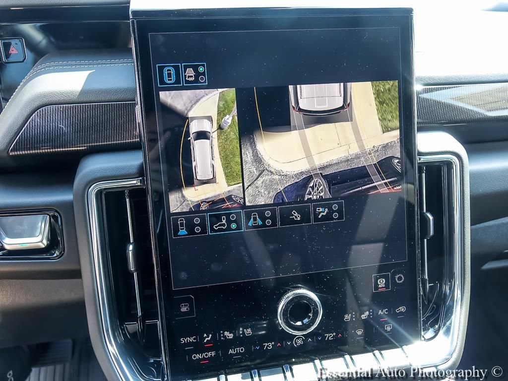 New 2026 GMC Yukon XL Elevation w/ Elevation Premium Package AWD/4WD image 23
