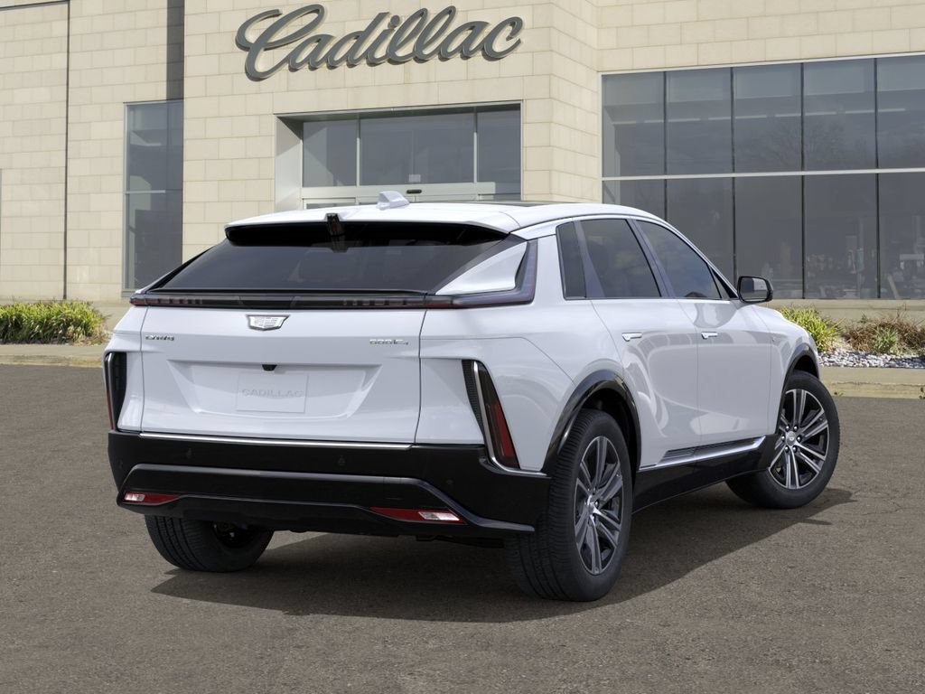 New 2026 Cadillac Lyriq Luxury w/ LPO, Floor Liner Package AWD/4WD image 4