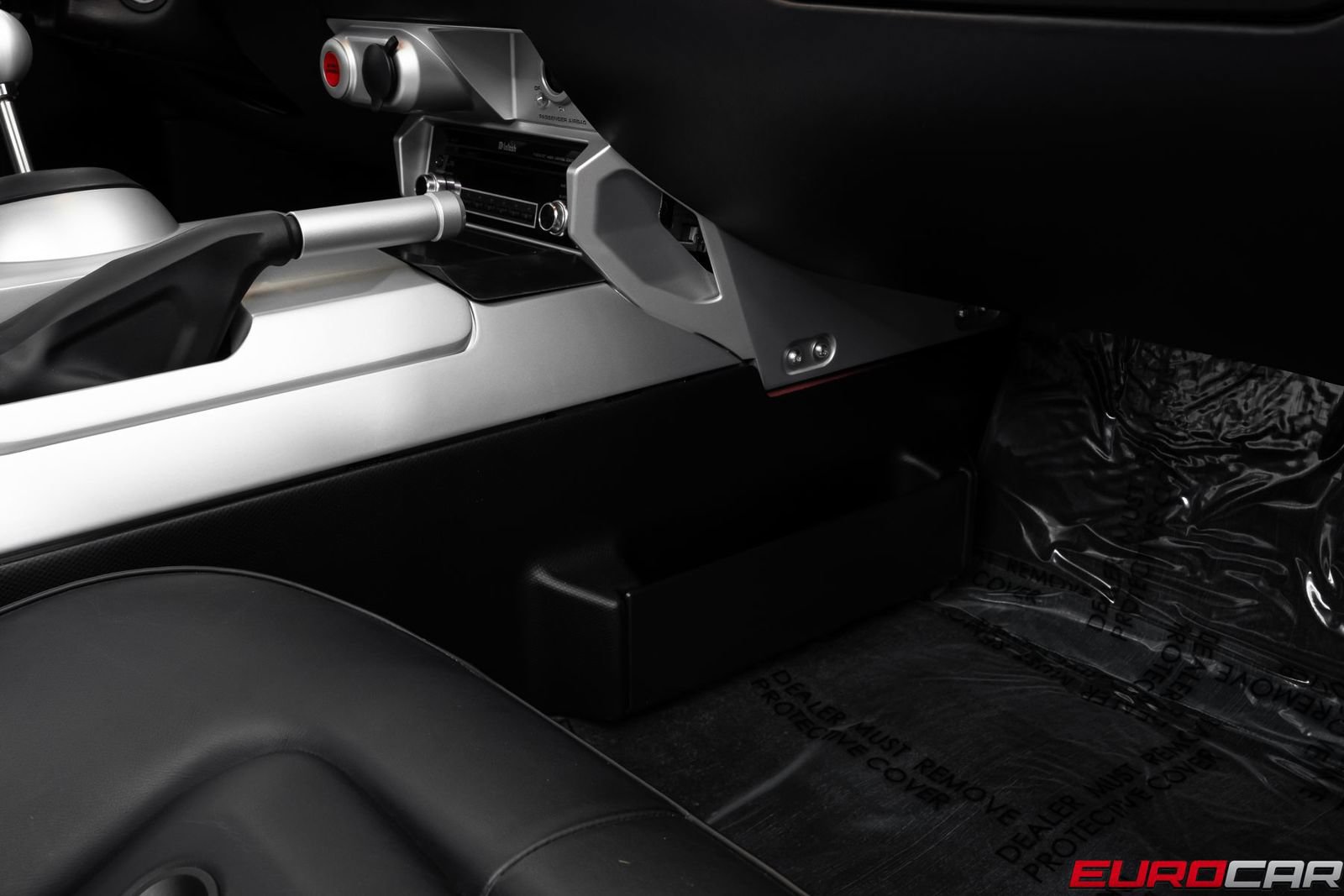 Used 2005 Ford GT RWD image 38