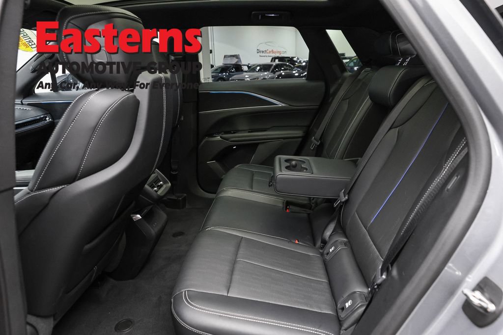 Used 2024 Cadillac Lyriq Luxury RWD image 23