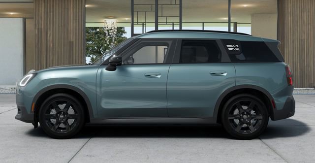 New 2027 MINI Cooper Countryman S image 2