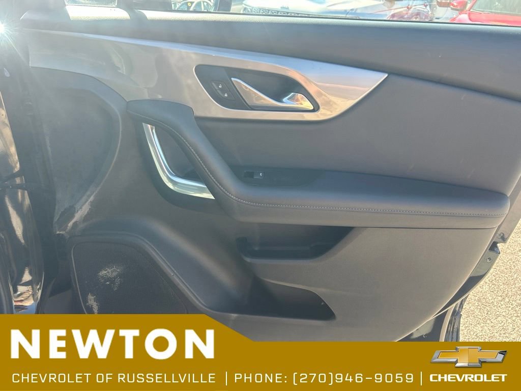 Used 2019 Chevrolet Blazer LT FWD image 26