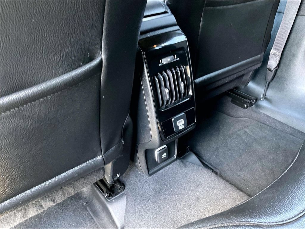 Used 2024 Jeep Compass Latitude AWD/4WD image 27