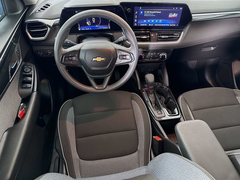 Used 2024 Chevrolet TrailBlazer LT w/ Driver Confidence Package AWD/4WD image 24