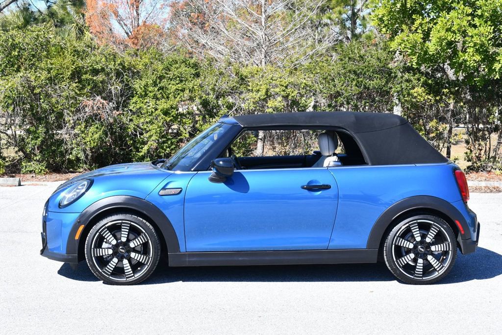 Used 2022 MINI Cooper S image 29