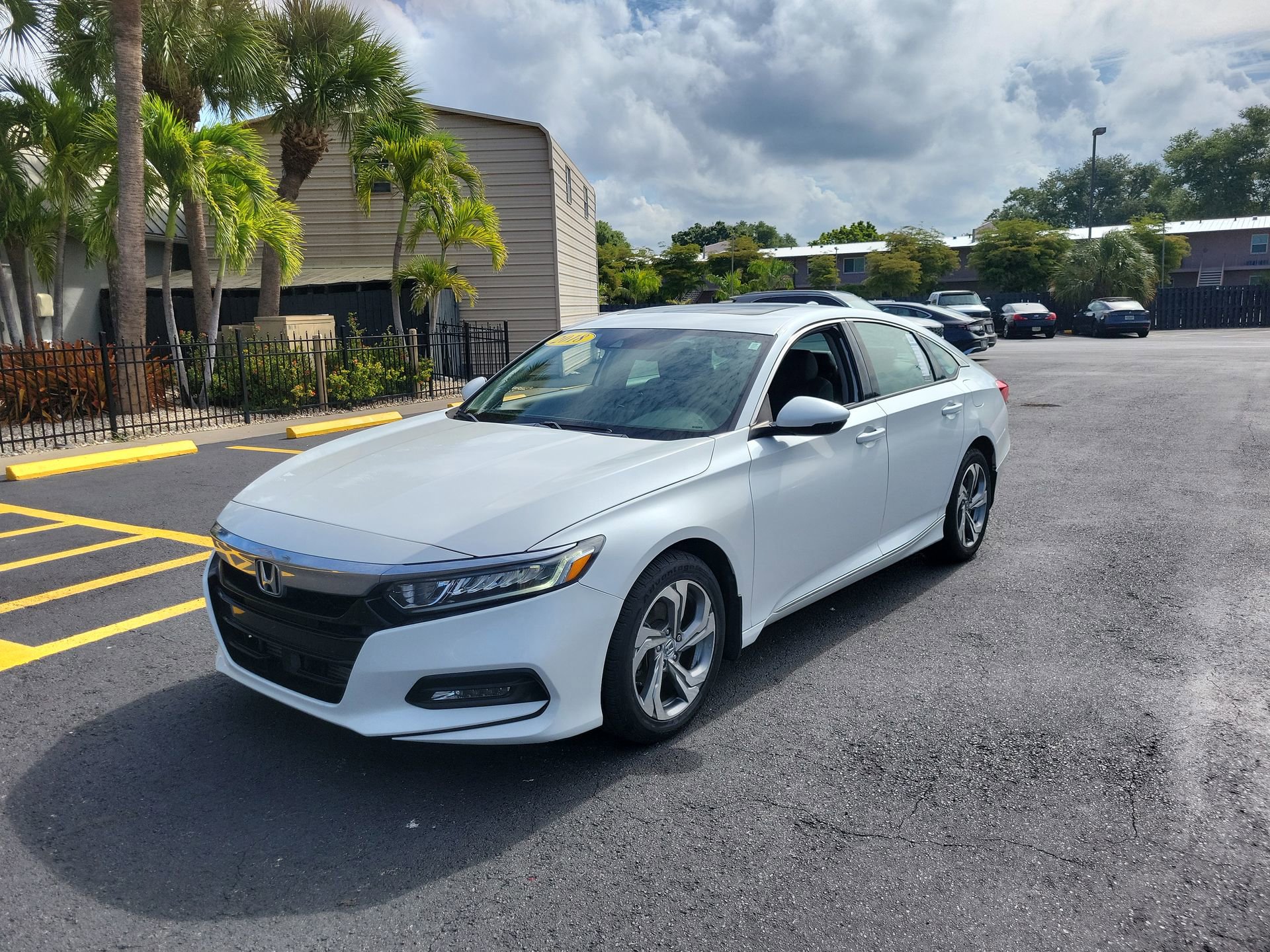 Used 2018 Honda Accord EX-L image 9