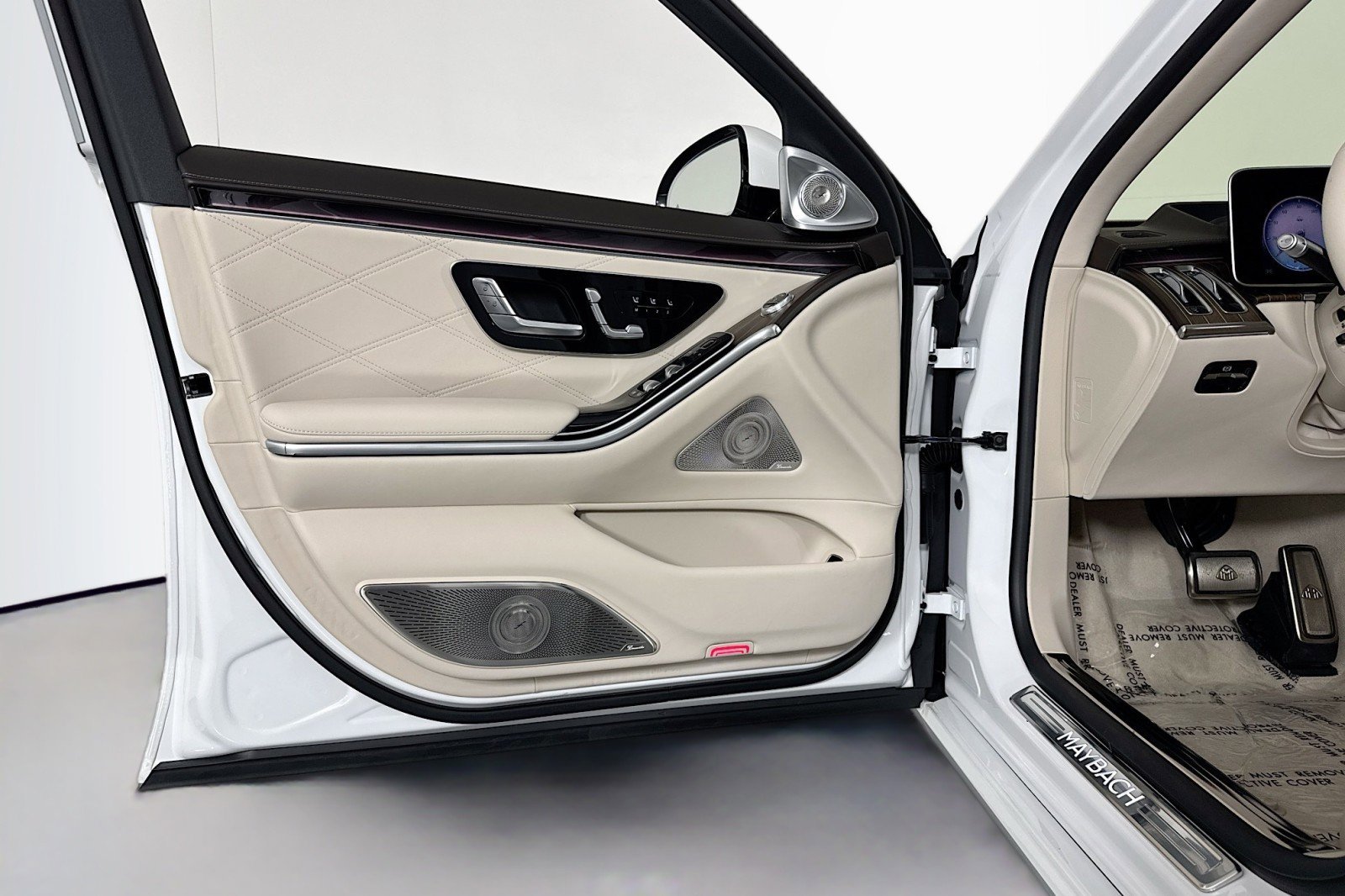 New 2026 Mercedes-Benz Maybach S 580 4MATIC image 22