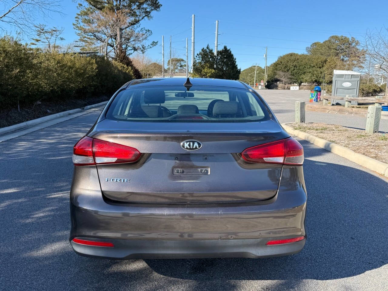 Used 2018 Kia Forte LX image 5