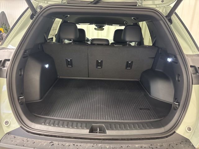 New 2026 Chevrolet Equinox ACTIV w/ Convenience Package III image 14