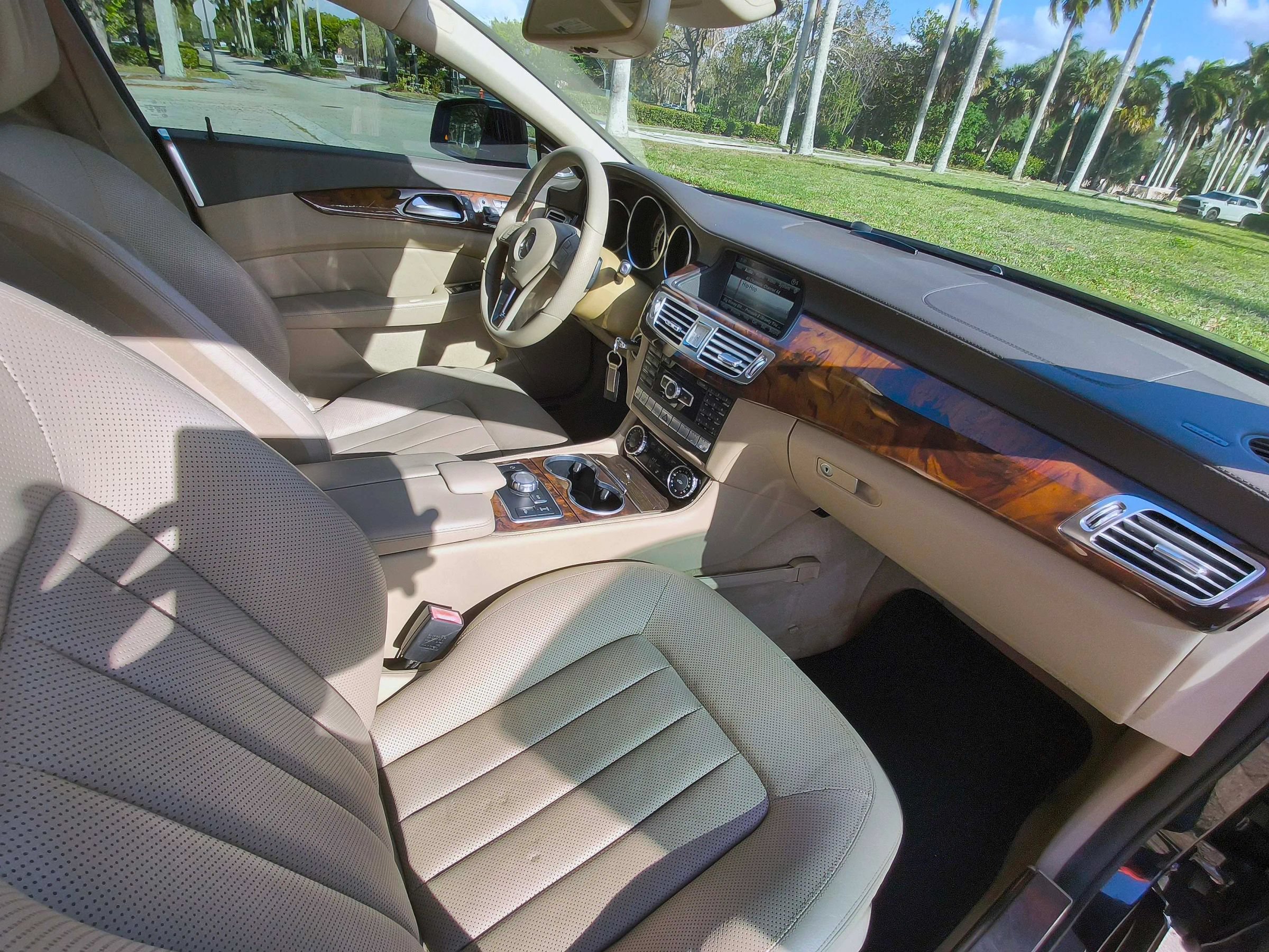 Used 2013 Mercedes-Benz CLS 550 4MATIC image 39